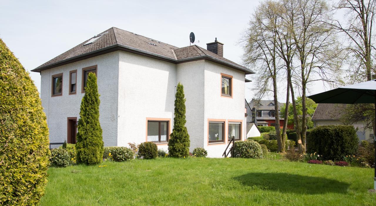 Altes Forsthaus Bed and Breakfast Manderscheid Εξωτερικό φωτογραφία